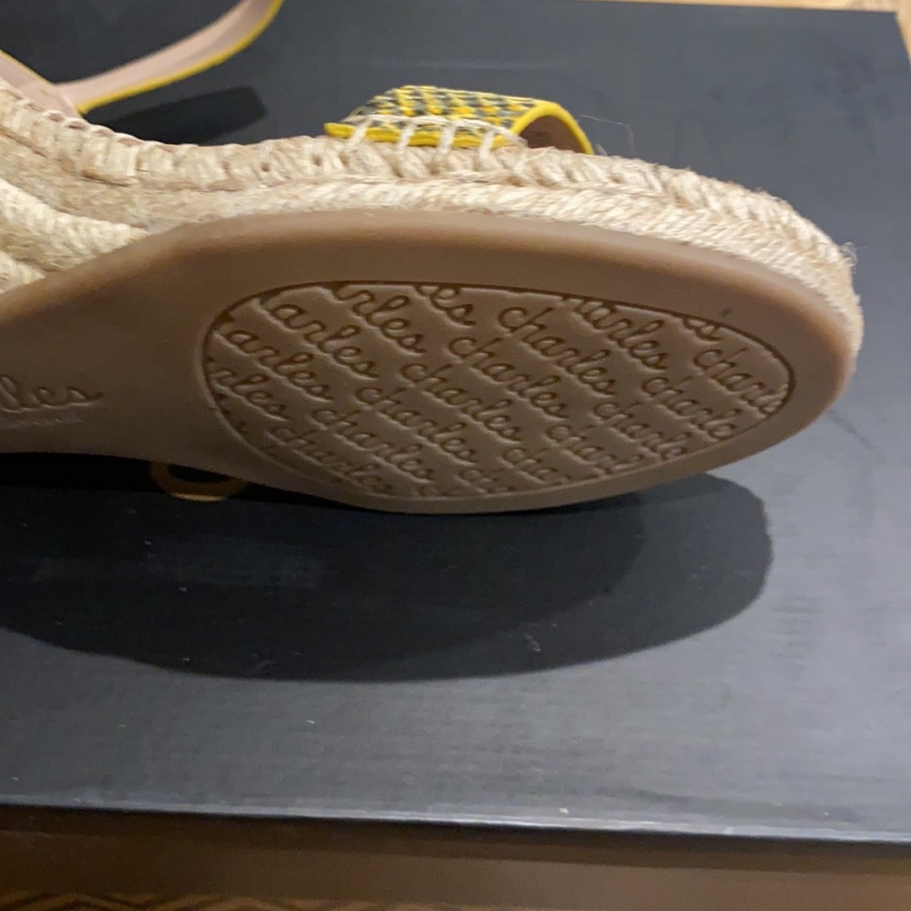 NEW Charles David Espadrille Wedge Sandal - Picture 3 of 8